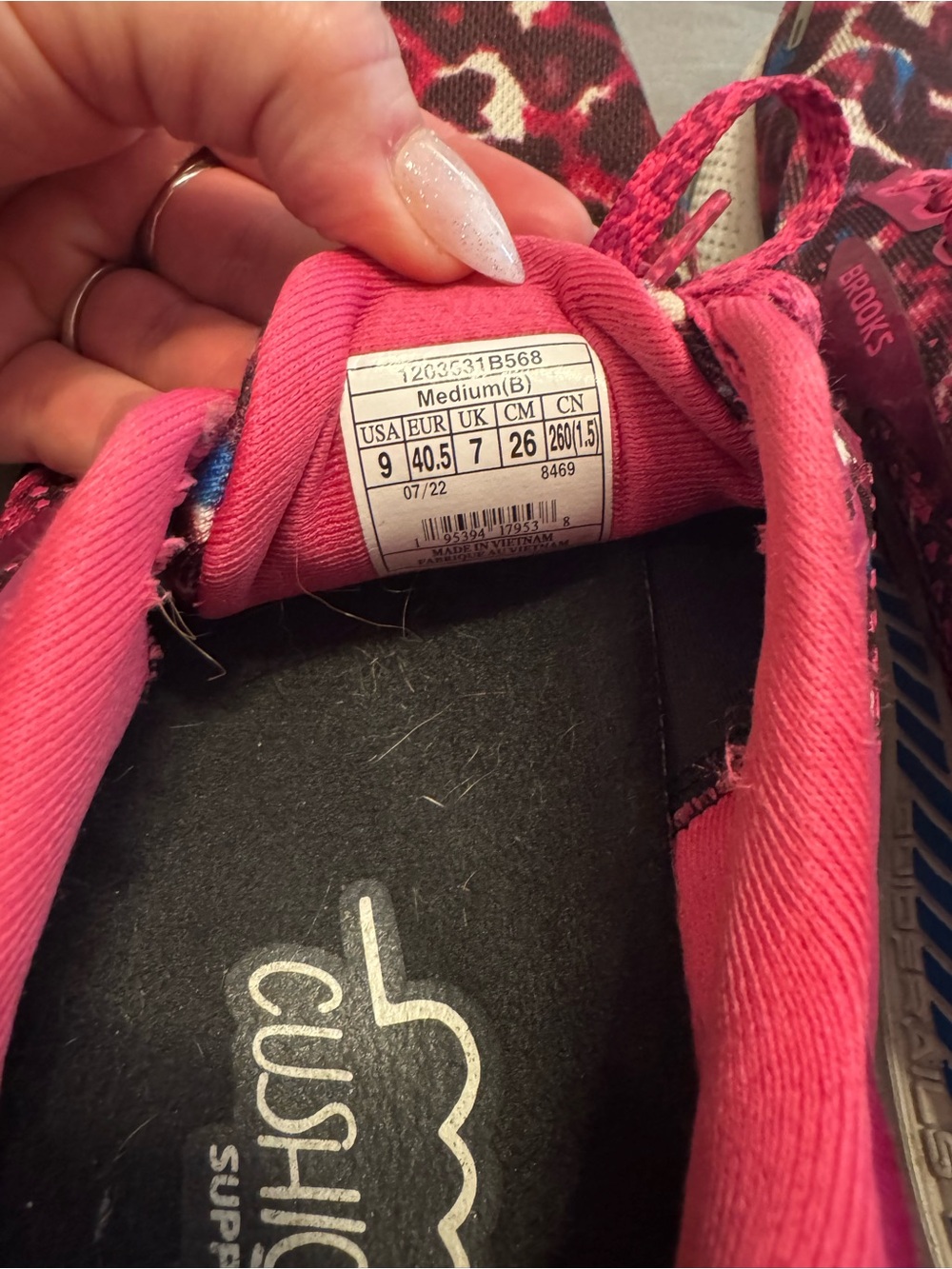 Brooks Women's Pink Leopard Print Athletic Shoes *loved* Adrenaline GTS - Picture 6 of 7